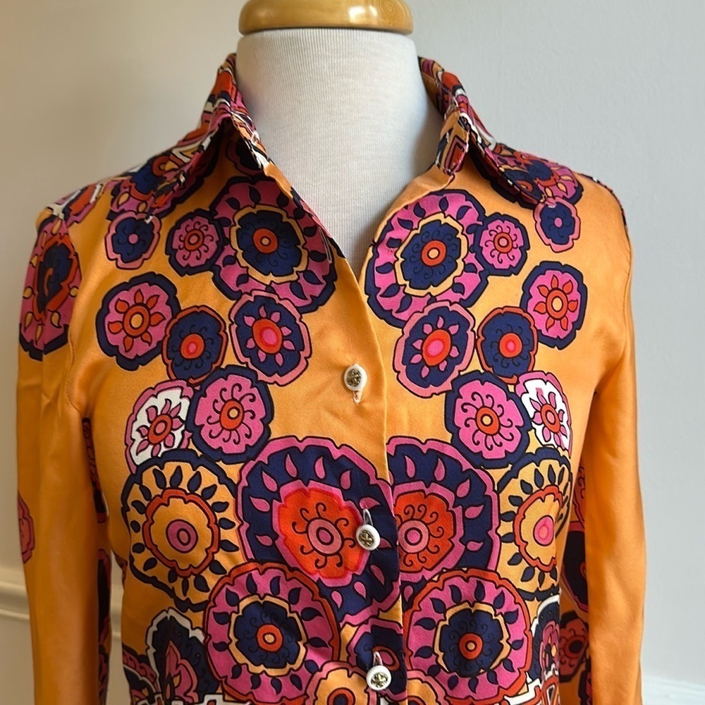 Skirtin Around Silk Blouse Orange Navy Paisley Floral Size 2 EUC